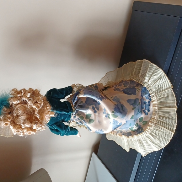 Porcelain Doll in Green Gown - Picture 6 of 10